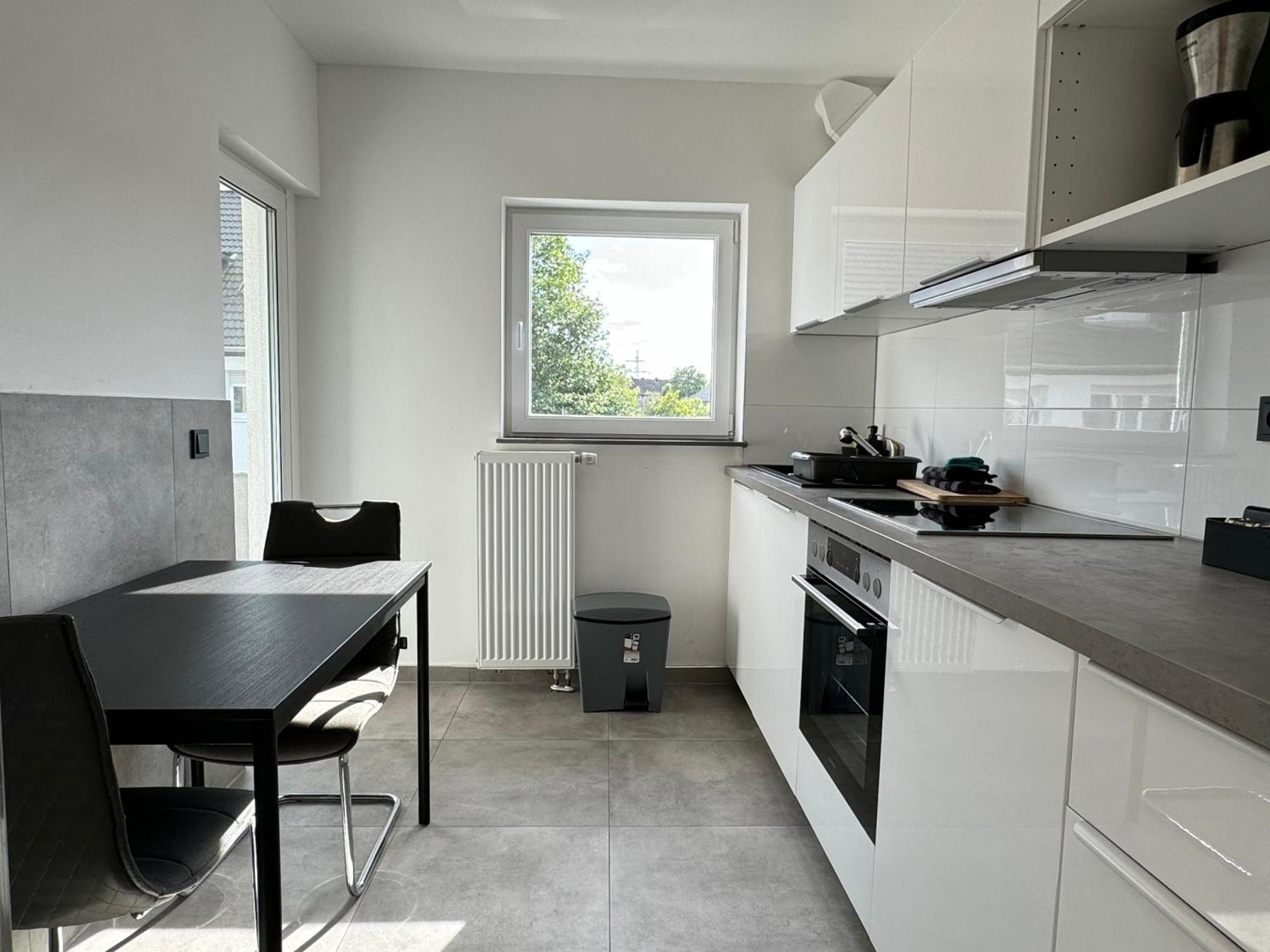 Aparts House - Balkon-Wifi-Kitchen Essen Exteriör bild
